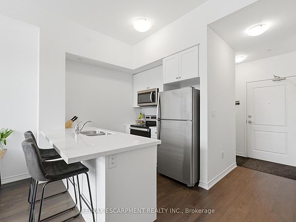 4th image of 460 Dundas St E #112