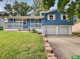 9929 Evans St, Omaha, NE 68134