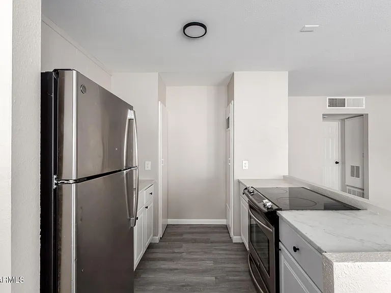 405 S Priest Dr — Photo 22