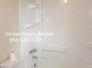 110 Eisenhower St, Easley, SC 29642