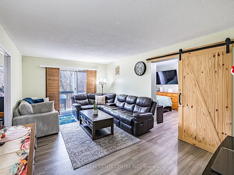 49 Rhonda Rd #121 — Photo 8