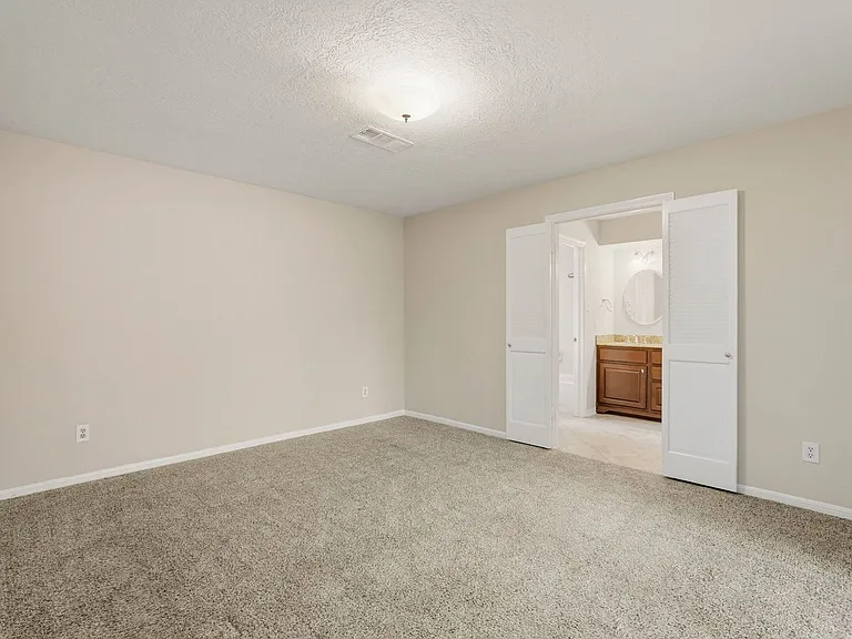 810 Sunnybrook Ln — Photo 17