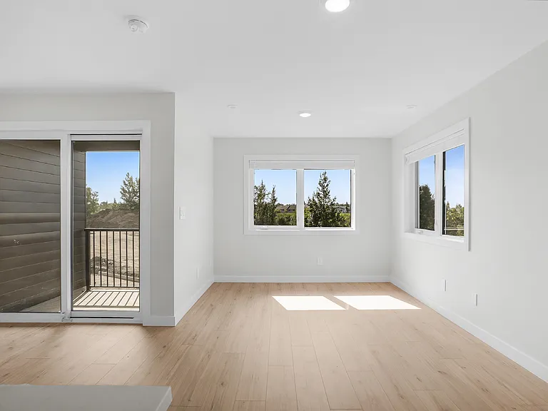 2670 Rosewood Dr — Photo 37