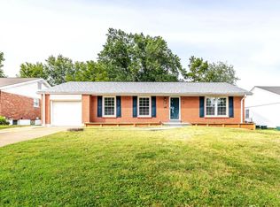 6011 Savio Dr, Saint Louis, MO 63123