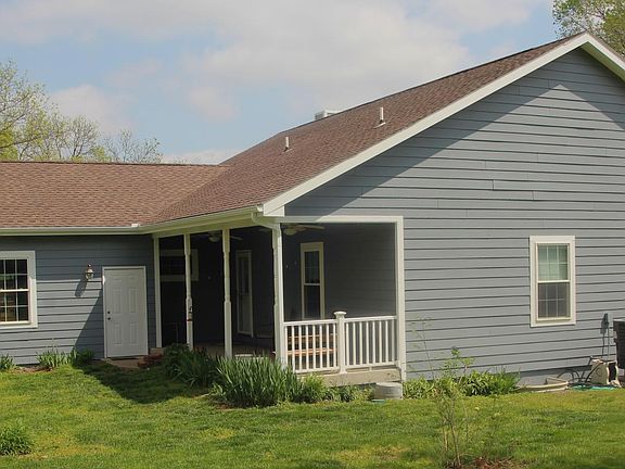 4th image of 16969 182nd St