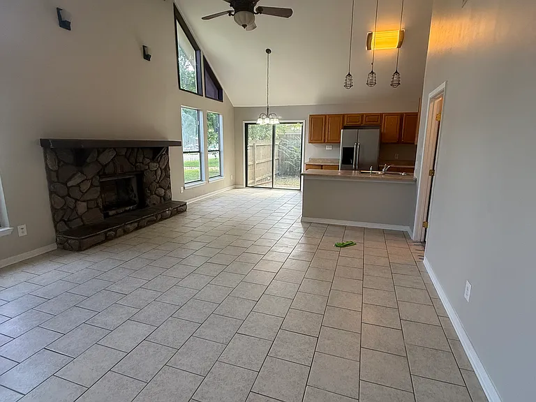 927 Sweetgum Dr — Photo 10
