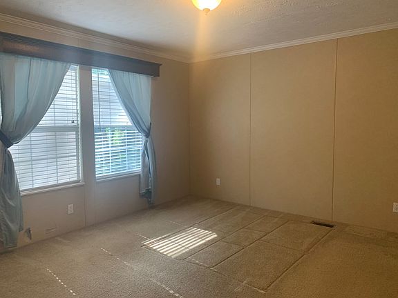 4th image of 44 Our Home Pl