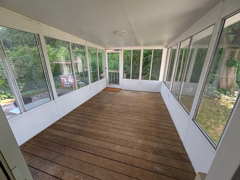 505 Maple St — Photo 21
