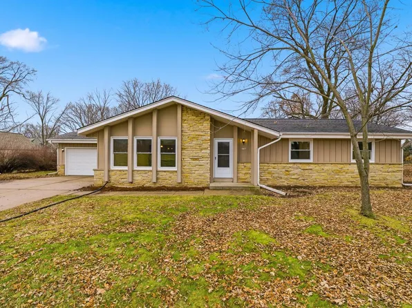 2504 North 112th STREET, Wauwatosa, WI 53226