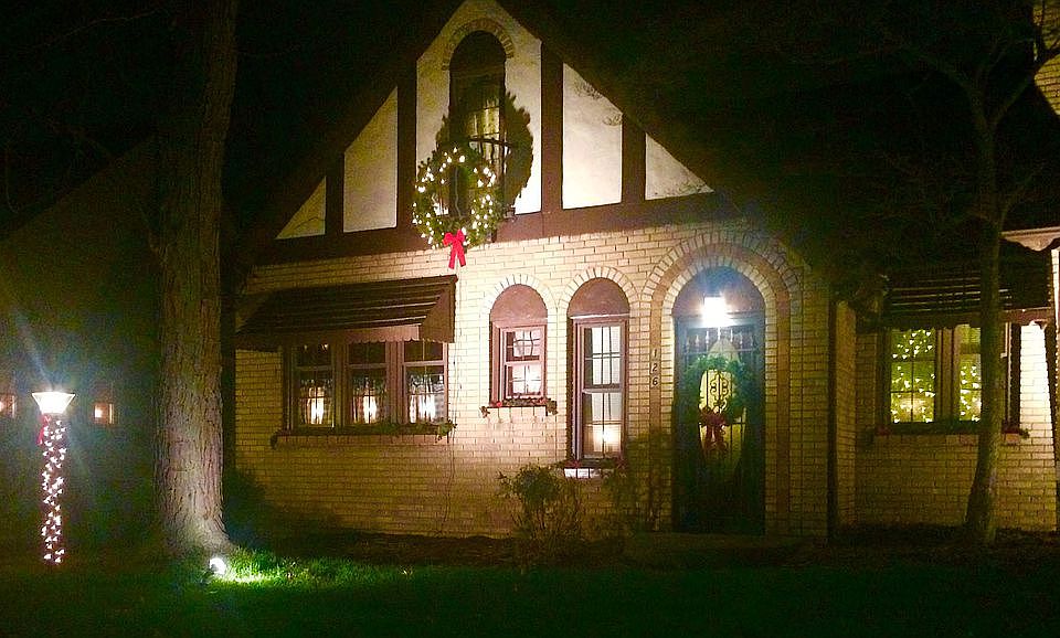 2nd image of 126 Cayuga Ave NW