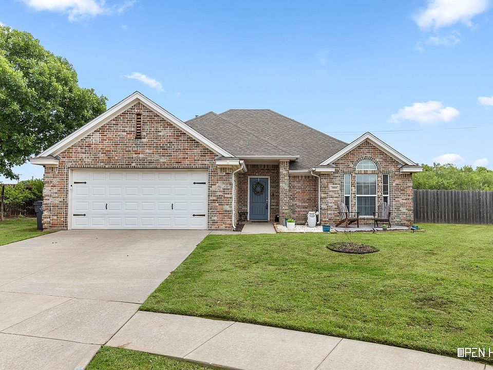 1st image of 4 Roundrock Ct