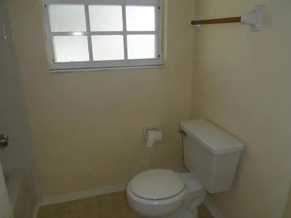 7945 Midway Drive Ter #201, Ocala, FL 34472