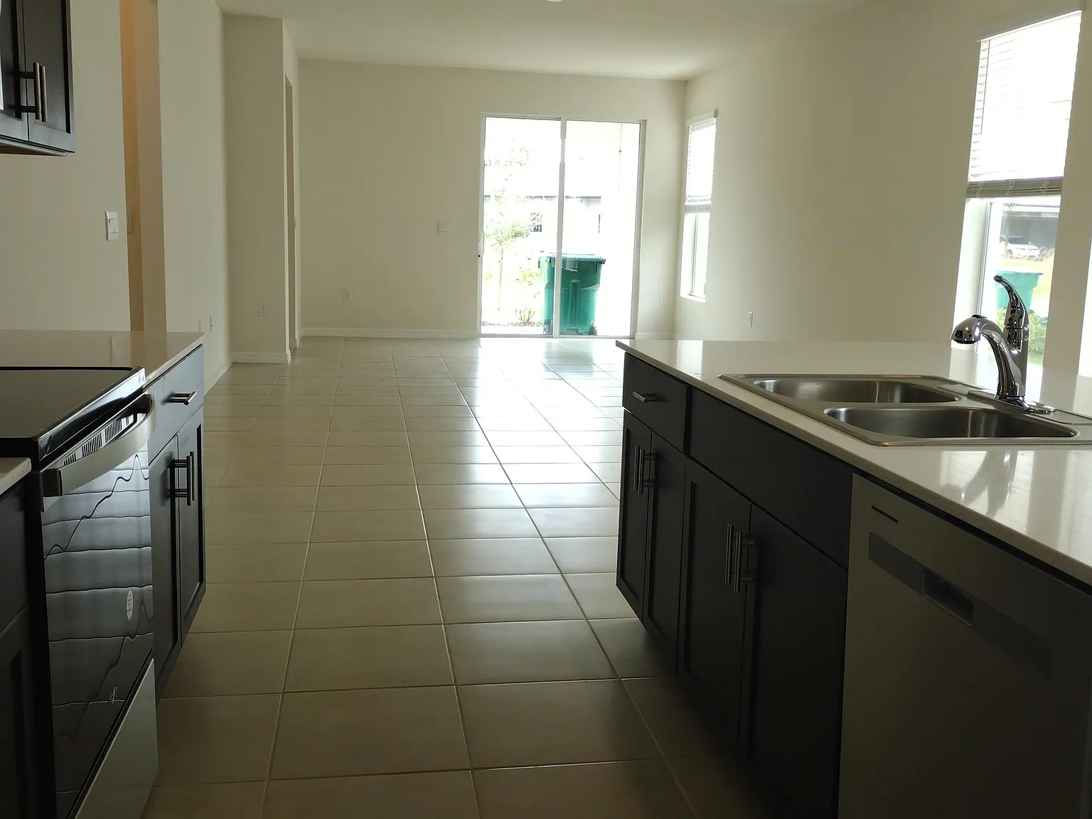 816 Friendship Circle - 0 — Photo 4