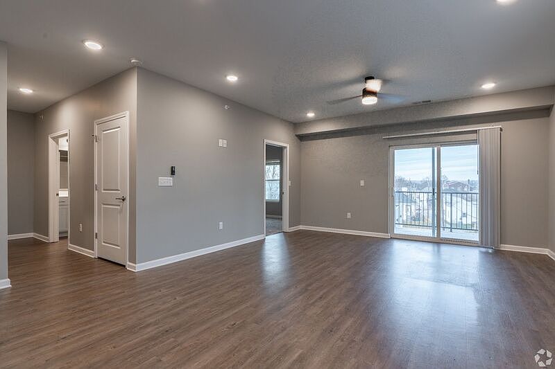 1st image of 1601 E Main St Unit 102