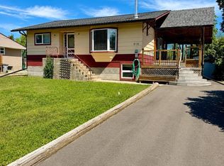 610 8th Ave, Wainwright, AB T9W1B4