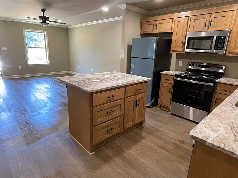 11201 Johnna Ln — Photo 4