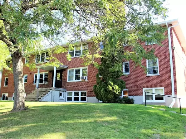 19 Elgin St N #1A, Pt Hope, ON L1A 2L8