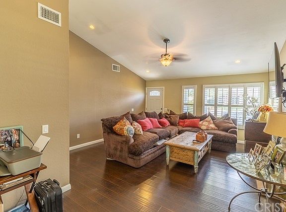 5th image of 23144 Magnolia Glen Dr