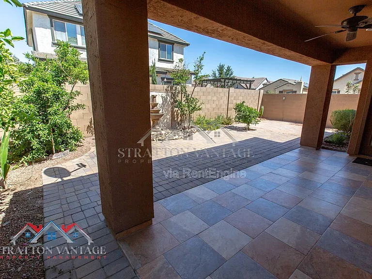 7311 N 90th Ave — Photo 46