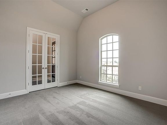 5th image of 2161 Country Brook Ln