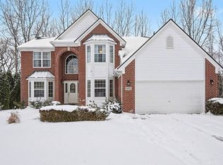 5952 Redstone Ct, Ann Arbor, MI 48103