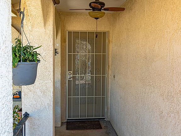 5th image of 3780 Yucca Dr