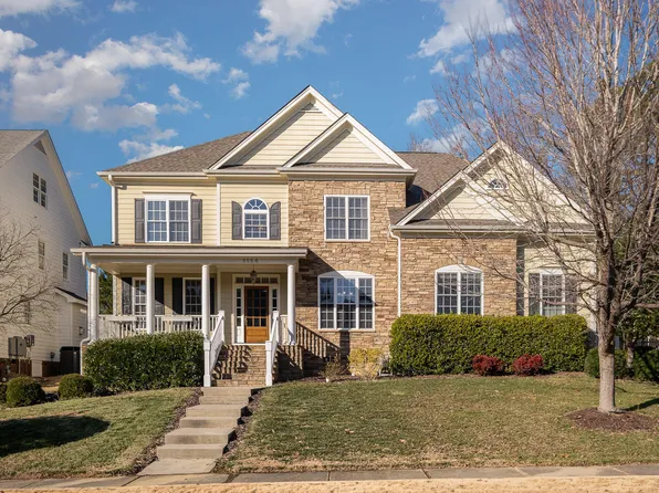 1124 Tamworth Hill Ln, Cary, NC 27519