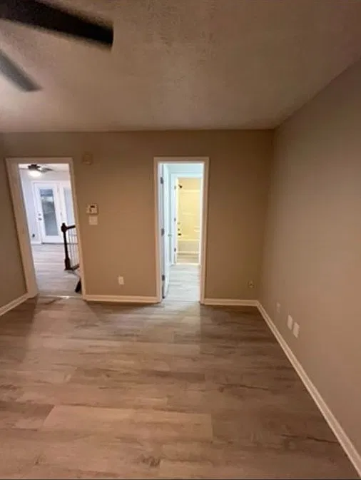 3 bed, 1098 sqft, $1,850 — Photo 3