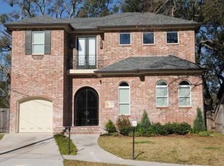 9808 Paula Dr, River Ridge, LA 70123