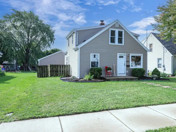 421 W 10th St, Kaukauna, WI 54130