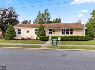 29 S Linden St, Manheim, PA 17545