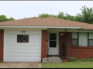 1310 S 11th St, Duncan, OK 73533