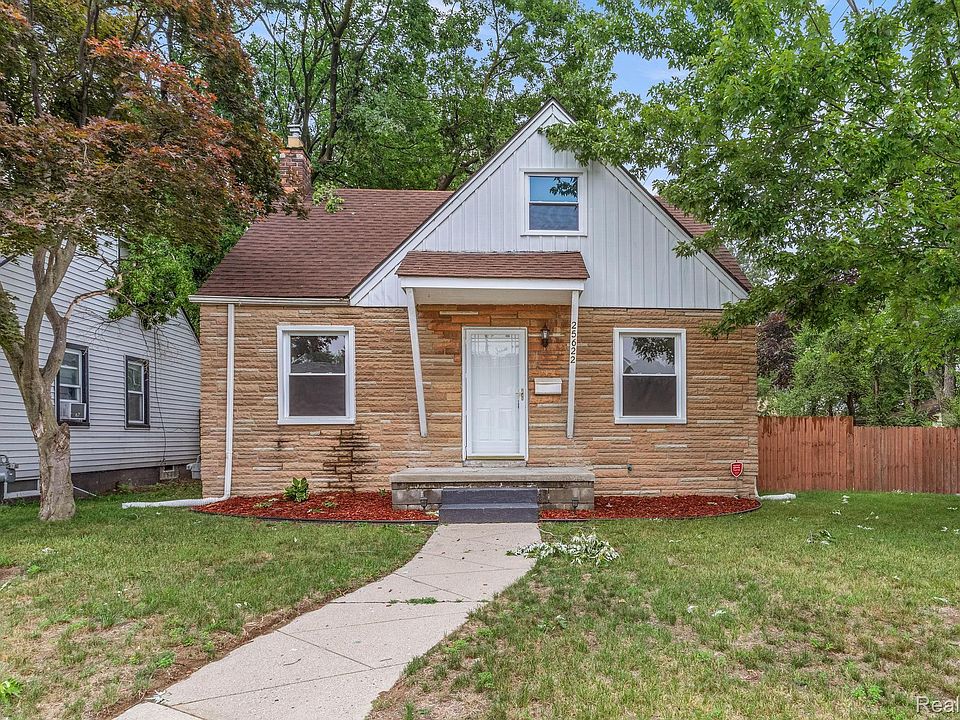 1st image of 25622 Stanford St