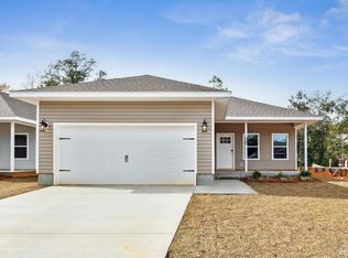 3043 7th Ave, Milton, FL 32583