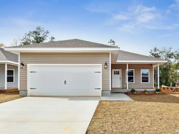 3043 7th Ave, Milton, FL 32583