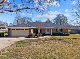 4607 Lawndale Dr, Benton, LA 71006