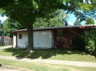 19 Tony Tiger Trl, Springfield, MI 49037