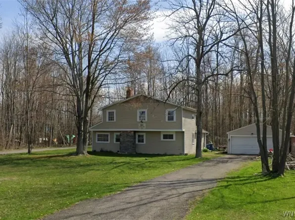 481 Poplar Ave, Angola, NY 14006