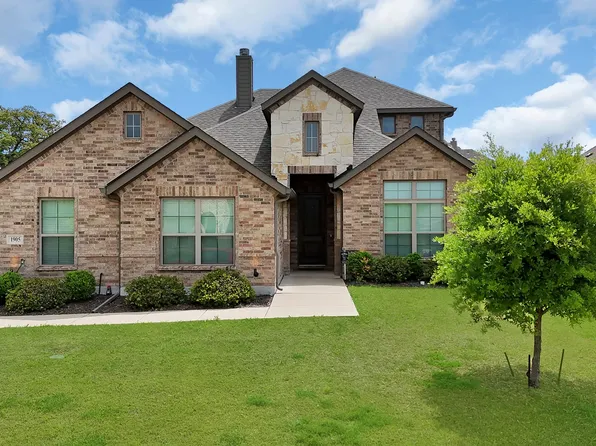 1905 Silver Falls Dr, Burleson, TX 76028