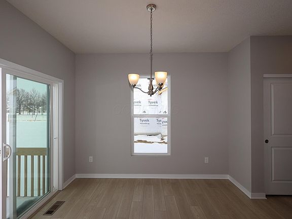 3rd image of 68 Banyan Dr