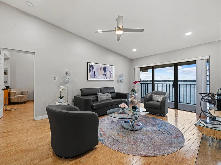 7500 Sunshine Skyway Ln S #205 — Photo 10