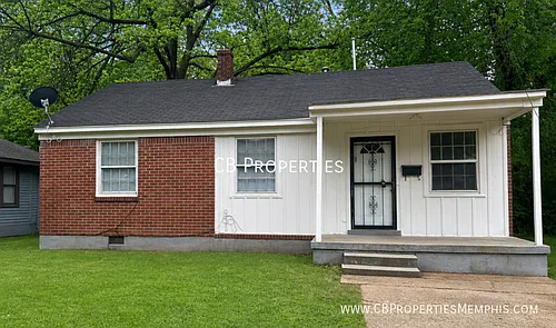 3585 Mayfair Ave Photo 1