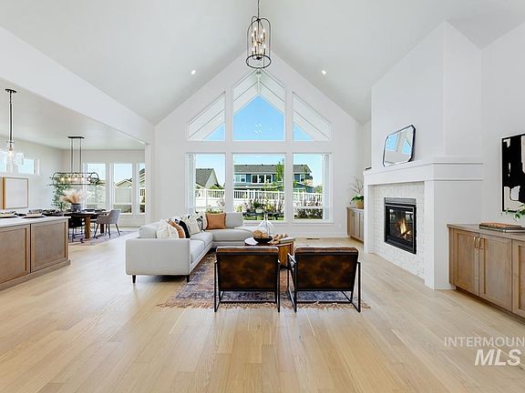 4th image of 14319 N Goldfinch Ave