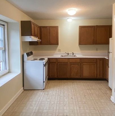 1st image of 500 Main St #B6