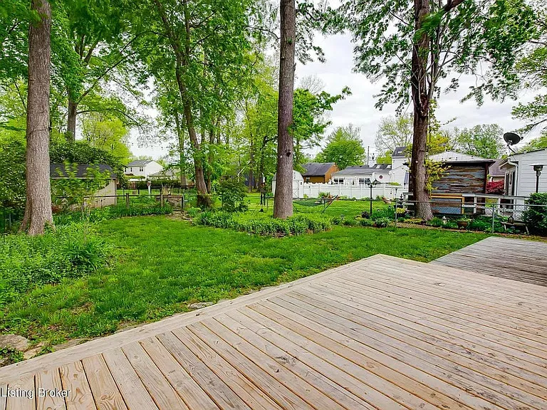 705 Marquette Dr — Photo 28