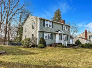 95 Donahue Dr, Manchester, NH 03103