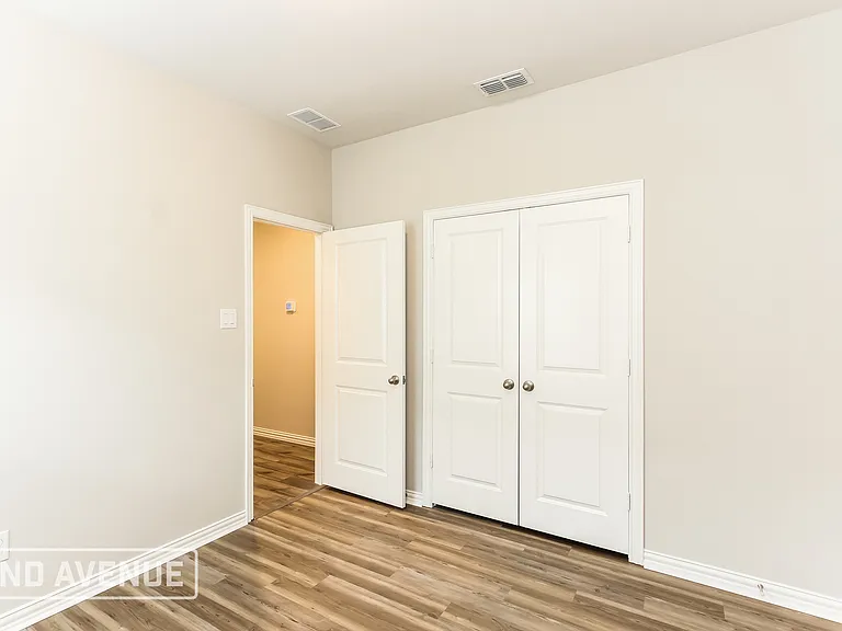 1431 Rolling Fox Dr — Photo 13