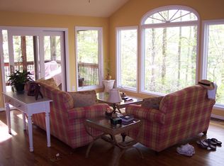 417 S Foxglove Rd, Westminster, SC 29693