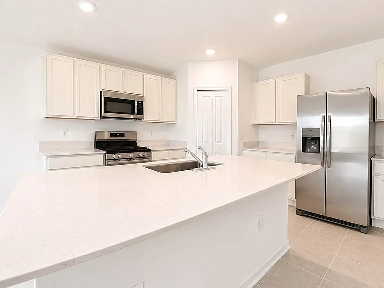 5153 Green Belt Dr — Photo 6