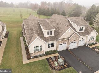 103 Rose View Dr, West Grove, PA 19390